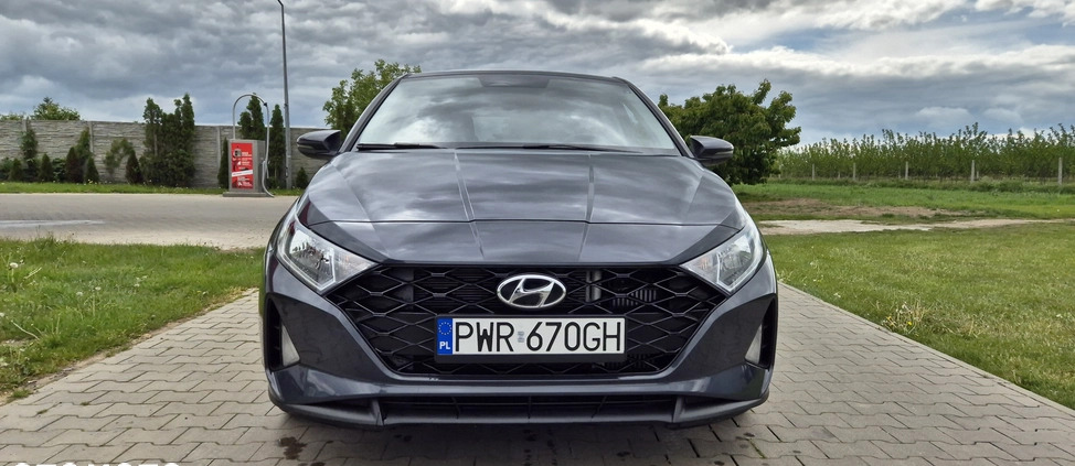 Hyundai i20 cena 66900 przebieg: 6700, rok produkcji 2022 z Września małe 106